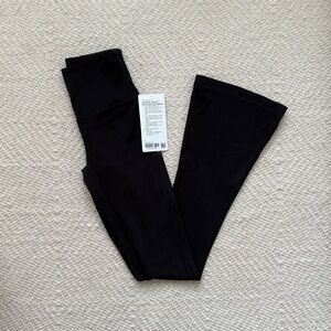 NWT Lululemon align mini flare pants, black, size: 4 regular